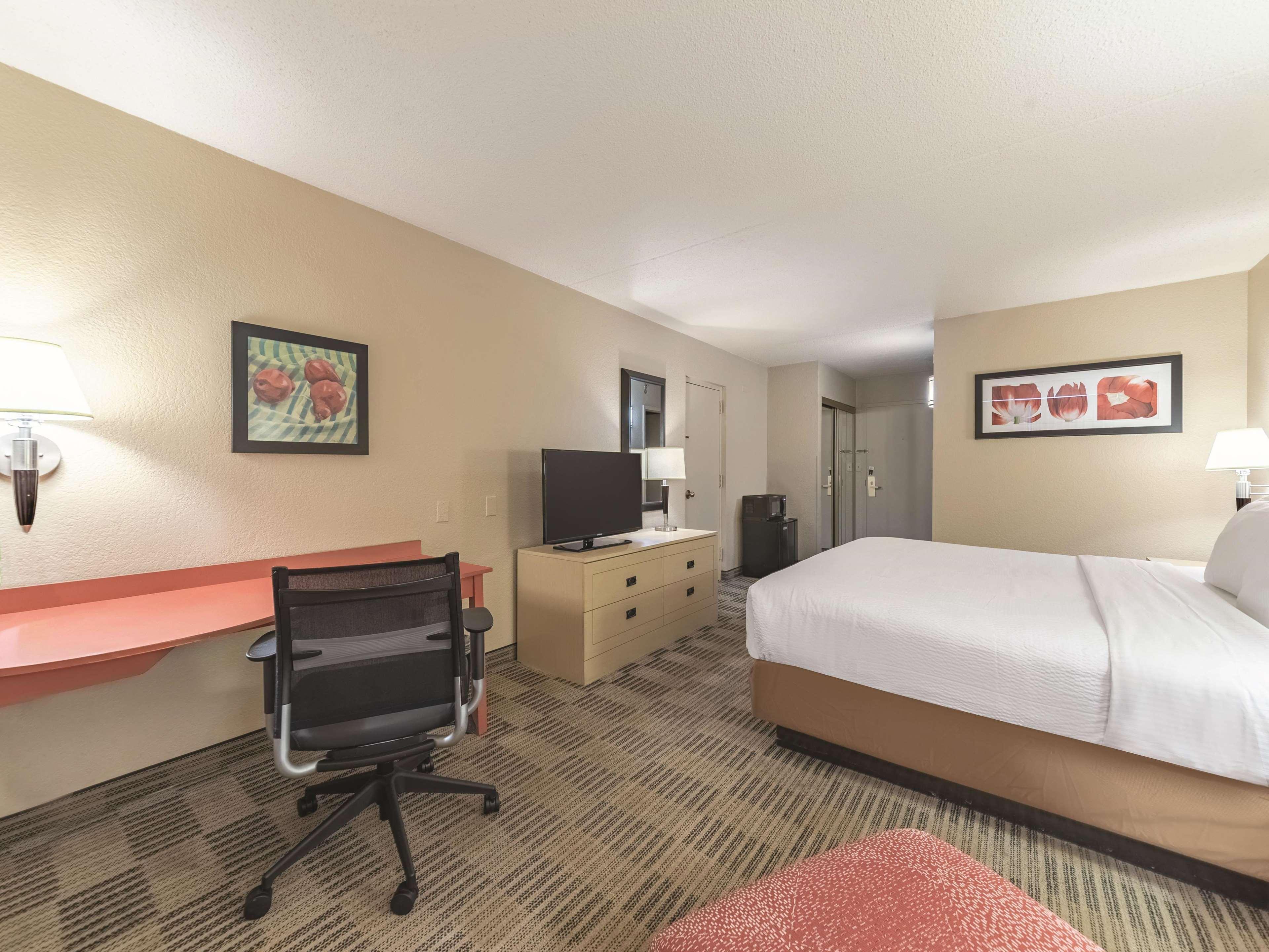 Ramada Inn By Wyndham Fairfield Nj Zewnętrze zdjęcie