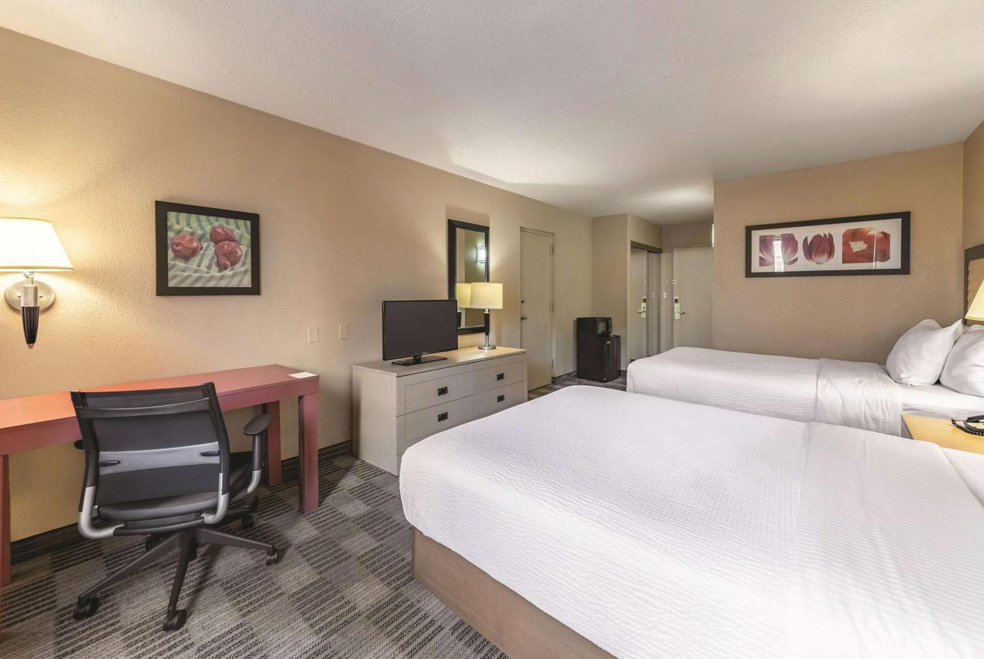Ramada Inn By Wyndham Fairfield Nj Zewnętrze zdjęcie